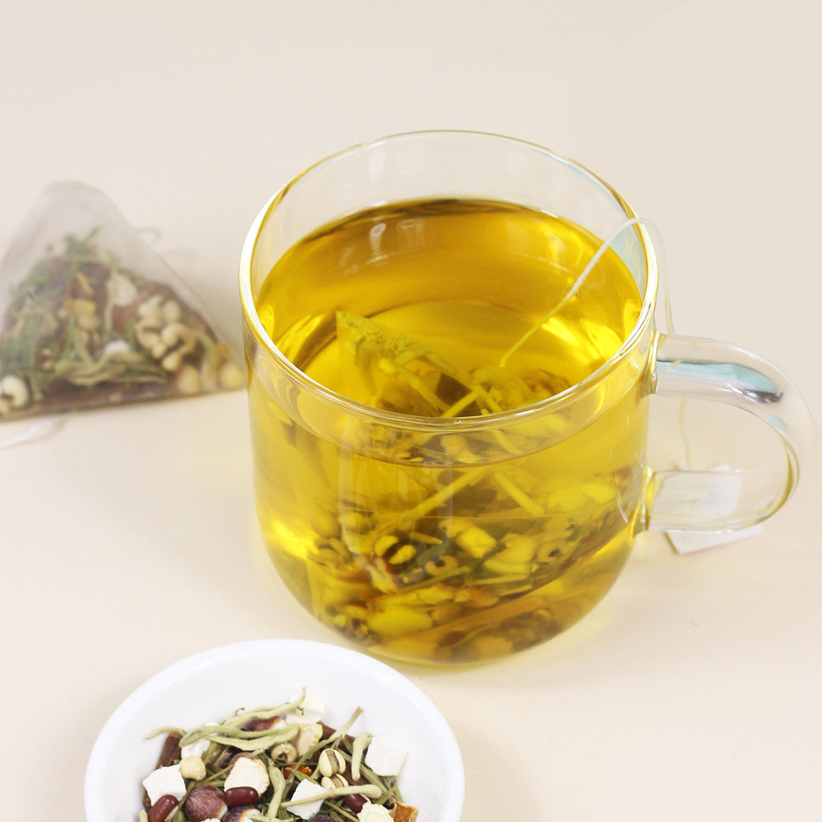 祛湿热茶包 – 祛湿清热 – 改善湿热体质 – 12味药食同源草本精制而成 – 醇和顺滑 – 养生茶